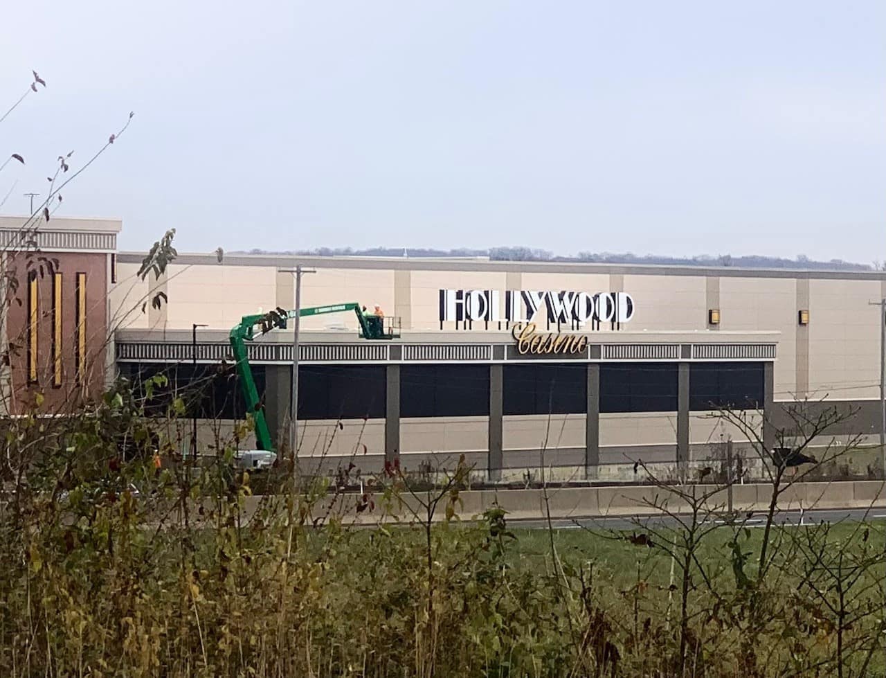 MagnaTrack Installation - Hollywood Casino 3